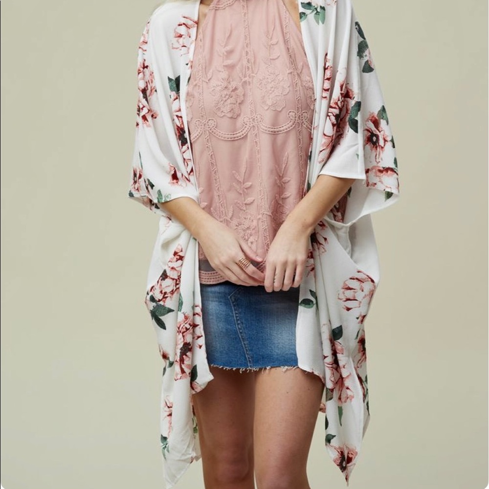 Altar’d State Kimono